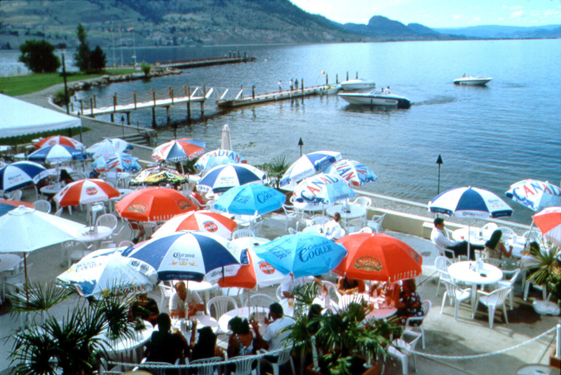 Penticton Lakeside Resort Экстерьер фото